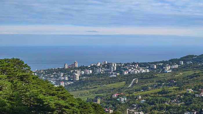 В летний сезон в Крыму могут не открыться до трети гостиниц и гостевых домов