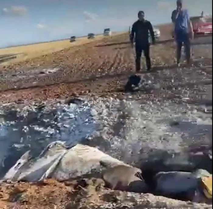 На востоке Ставрополья на землю упал и взорвался неизвестный летательный аппарат На востоке Ставрополья на землю упал и взорвался неизвестный летательный аппарат