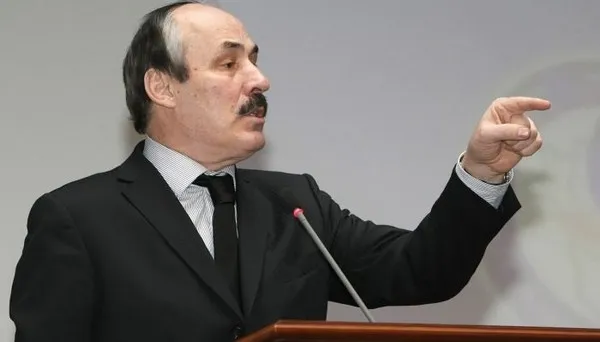 Глава Дагестана поручил «очистить Махачкалу от мошенников»