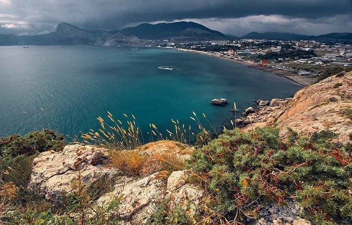 На развитие туристической отрасли в Крыму направят 2,7 млрд рублей из федерального бюджета На развитие туристической отрасли в Крыму направят 2,7 млрд рублей из федерального бюджета