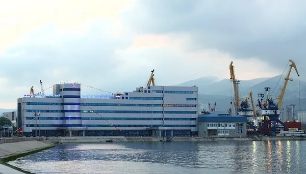 Государство продаст свой пакет акций Новороссийского порта Государство продаст свой пакет акций Новороссийского порта