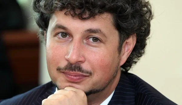 Александр Хуруджи просит уволить его с поста руководителя представительства АСИ в ЮФО Александр Хуруджи просит уволить его с поста руководителя представительства АСИ в ЮФО