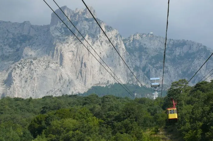 В Крыму за почти 10 млрд рублей построят апарт-комплекс, ЖК и обновят канатную дорогу В Крыму за почти 10 млрд рублей построят апарт-комплекс, ЖК и обновят канатную дорогу