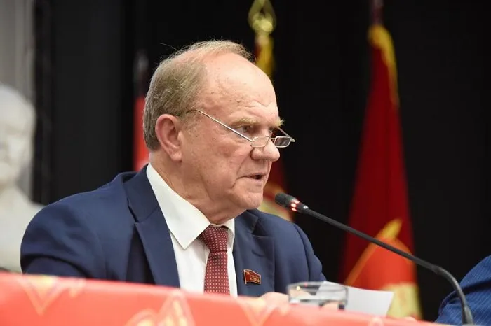 Лидер КПРФ заявил о необходимости переименовать Волгоград в Сталинград Лидер КПРФ заявил о необходимости переименовать Волгоград в Сталинград