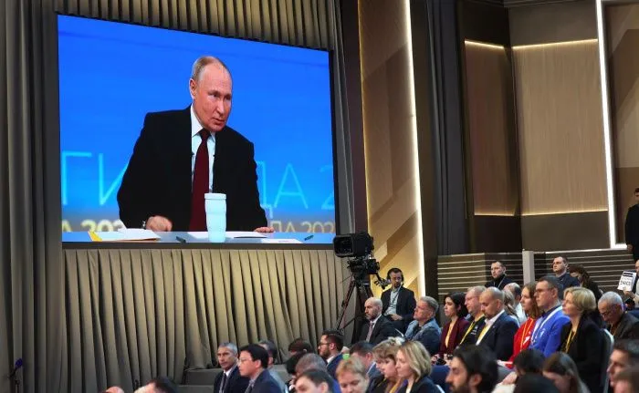 Путин рассказал о перспективе запуска высокоскоростных магистралей на Юге России Путин рассказал о перспективе запуска высокоскоростных магистралей на Юге России