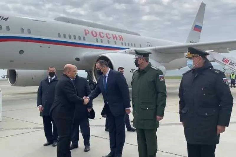 Глава правительства РФ Михаил Мишустин и четыре федеральных министра прибыли в Дагестан Глава правительства РФ Михаил Мишустин и четыре федеральных министра прибыли в Дагестан