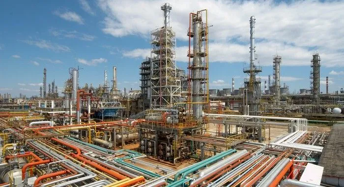 Минфин отказался субсидировать реконструкцию НПЗ ЛУКОЙЛа в Волгограде за 94 млрд рублей Минфин отказался субсидировать реконструкцию НПЗ ЛУКОЙЛа в Волгограде за 94 млрд рублей