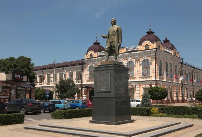 На развитие туристско-рекреационной сферы Армавира выделят 7 млрд рублей На развитие туристско-рекреационной сферы Армавира выделят 7 млрд рублей