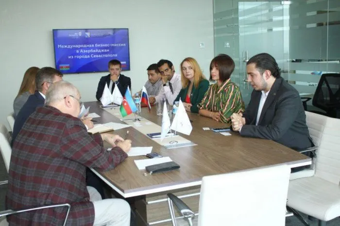 Бизнес-миссия из Севастополя впервые побывала в Баку