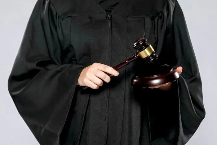 Суд перенес рассмотрение отставки сына экс-председателя ВС Адыгеи