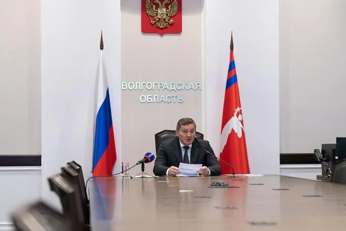 До конца недели в Волгоградской области могут ввести дополнительные антиковидные меры До конца недели в Волгоградской области могут ввести дополнительные антиковидные меры