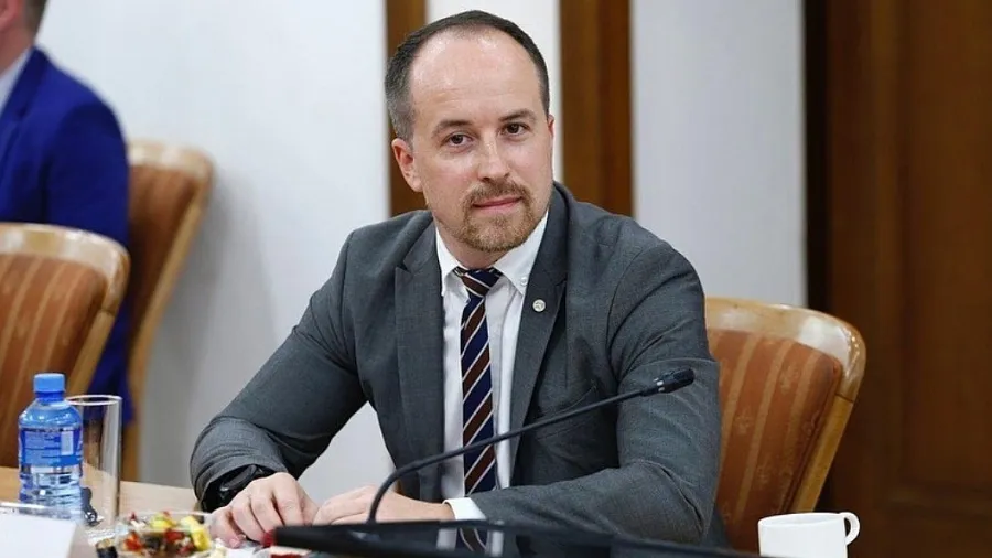 Экс-министр физкультуры и спорта Кубани Алексей Чернов назначен советником губернатора Экс-министр физкультуры и спорта Кубани Алексей Чернов назначен советником губернатора