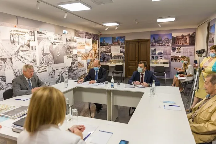 В Таганроге власти насчитали 574 недочета, которые портят облик туристической столицы Ростовской области В Таганроге власти насчитали 574 недочета, которые портят облик туристической столицы Ростовской области