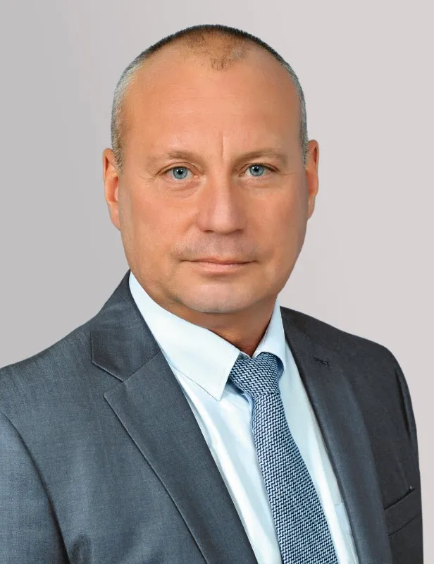 Депутаты гордумы Волгограда приняли отставку мэра Виталия Лихачева Депутаты гордумы Волгограда приняли отставку мэра Виталия Лихачева