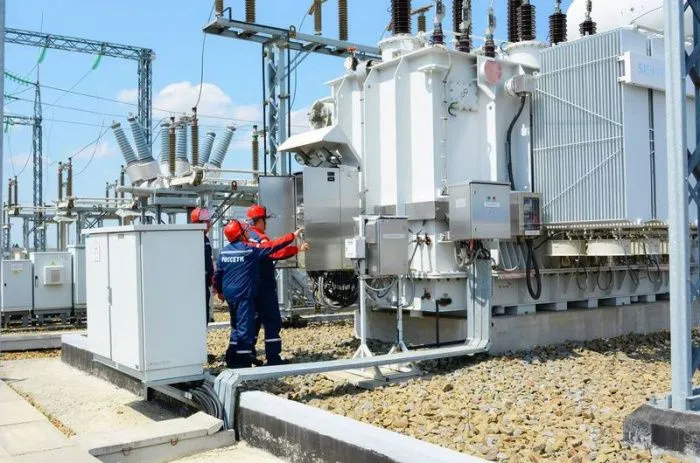 В Ростовской области на модернизацию электросетей за три года направят более 3 млрд рублей