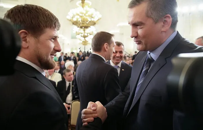Глава Крыма Аксенов рассказал о формировании добровольческих батальонов в республике Глава Крыма Аксенов рассказал о формировании добровольческих батальонов в республике