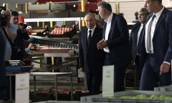 Лидеры страны по производству яблок: как в Кабардино-Балкарии развивают садоводческую отрасль Лидеры страны по производству яблок: как в Кабардино-Балкарии развивают садоводческую отрасль