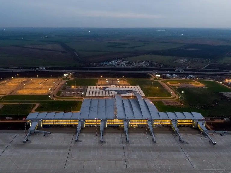 Из аэропорта Платов открылось новое курортное направление полетов – Иссык-Куль Из аэропорта Платов открылось новое курортное направление полетов – Иссык-Куль