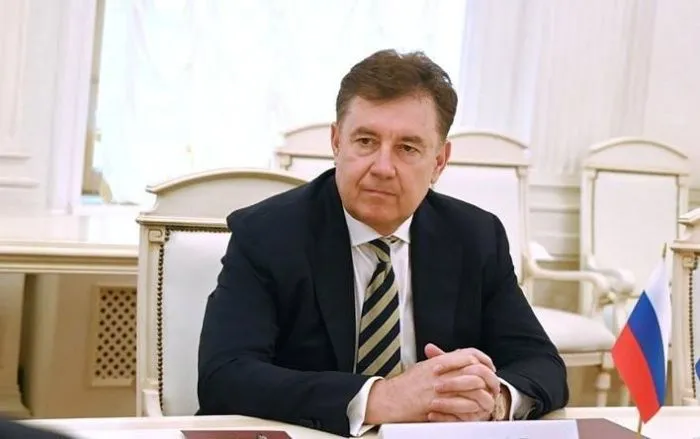Совет судей России удовлетворил прошение о досрочной отставке своего председателя Виктора Момотова Совет судей России удовлетворил прошение о досрочной отставке своего председателя Виктора Момотова