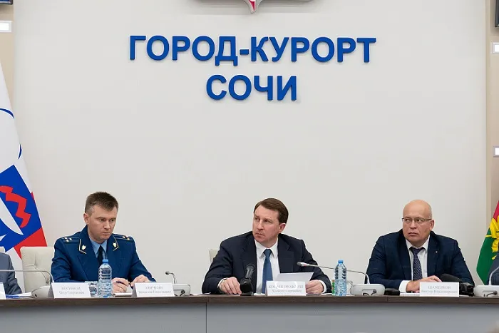 Мэр Сочи сообщил об усилении мер безопасности в городе Мэр Сочи сообщил об усилении мер безопасности в городе