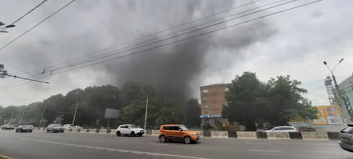В Ростове пожар — горит строящийся дом на проспекте Нагибина В Ростове пожар — горит строящийся дом на проспекте Нагибина