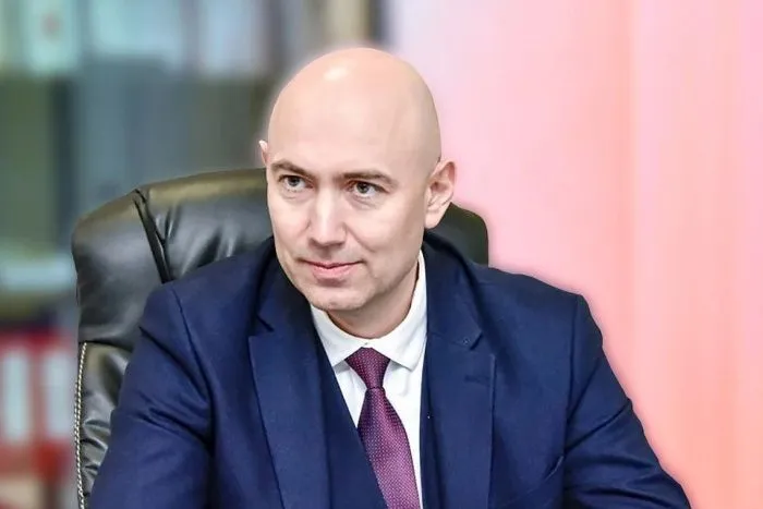 Сергей Аксенов принял отставку Владимира Трегуба с поста главы мининформа Крыма Сергей Аксенов принял отставку Владимира Трегуба с поста главы мининформа Крыма