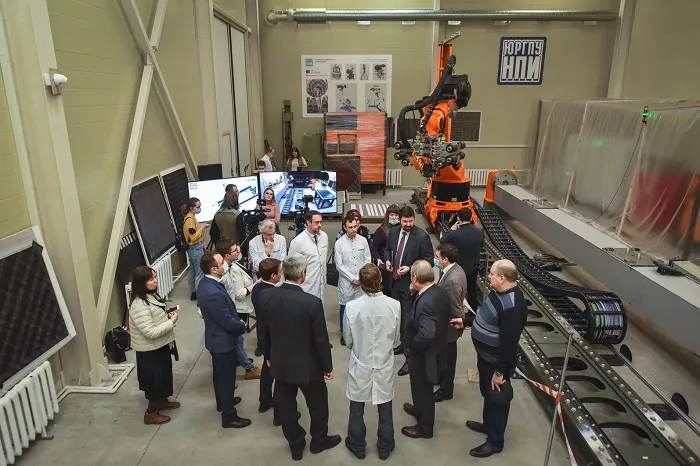 На Дону в ЮРГТУ создали уникальный роботизированный комплекс для производства композитных материалов