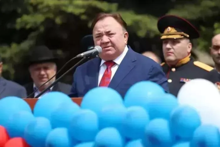 Парламент Ингушетии вновь избрал Махмуд-Али Калиматова главой республики Парламент Ингушетии вновь избрал Махмуд-Али Калиматова главой республики
