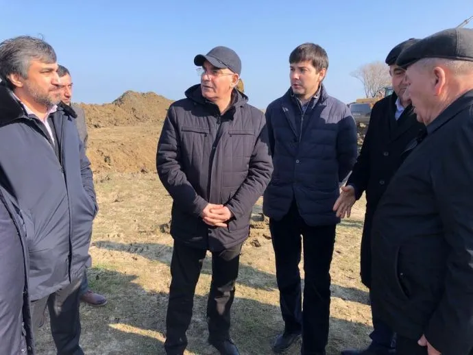 В Дагестане реализуют инвестпроект по закладке виноградников на площади более 300 га В Дагестане реализуют инвестпроект по закладке виноградников на площади более 300 га