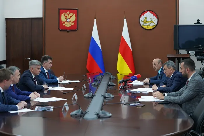«Цифровой регион»: вице-президент «Ростелекома» и врио главы Северной Осетии обсудили вопросы развития Республики «Цифровой регион»: вице-президент «Ростелекома» и врио главы Северной Осетии обсудили вопросы развития Республики