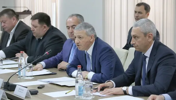 Правительство Северной Осетии создаст совместную компанию с «МРСК Северного Кавказа» Правительство Северной Осетии создаст совместную компанию с «МРСК Северного Кавказа»