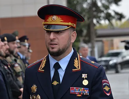 Владимир Путин освободил от должности заместителя министра внутренних дел Чечни Апти Алаудинова Владимир Путин освободил от должности заместителя министра внутренних дел Чечни Апти Алаудинова