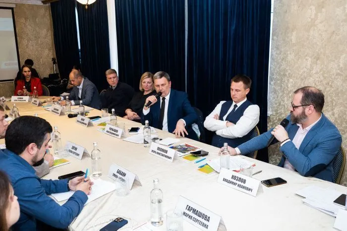 Выездной круглый стол делового медиа «Эксперт Юг»  в рамках проекта «Южное виноделие»  «Южнороссийское вино в 2024 году:  кризис перепроизводства или рост?» Выездной круглый стол делового медиа «Эксперт Юг»  в рамках проекта «Южное виноделие»  «Южнороссийское вино в 2024 году:  кризис перепроизводства или рост?»