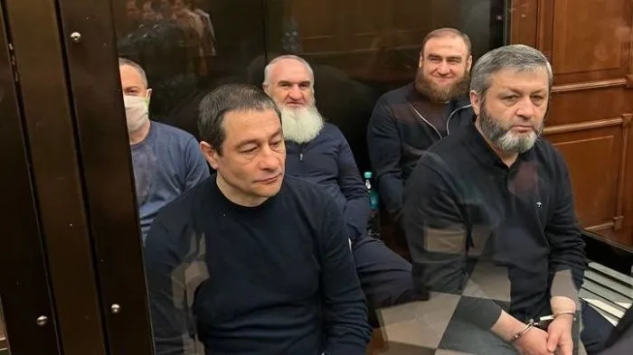 Мосгорсуд приговорил представителей влиятельного в КЧР клана Арашуковых к пожизненному заключению