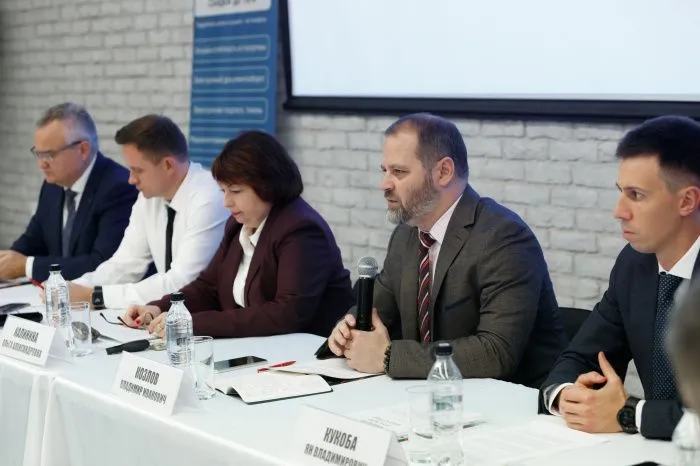 Расти в кризис: как лидеры промышленности Ростовской области развиваются с высокой ставкой и дефицитом кадров Расти в кризис: как лидеры промышленности Ростовской области развиваются с высокой ставкой и дефицитом кадров