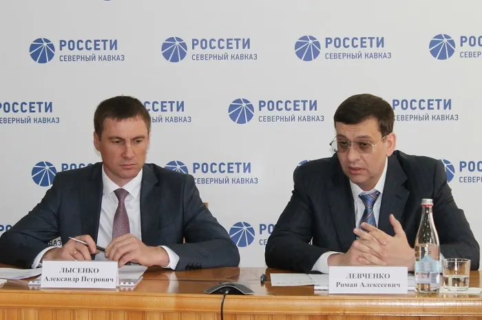 Роман Левченко проверил исполнение производственных программ «Россети Северный Кавказ» в КЧР Роман Левченко проверил исполнение производственных программ «Россети Северный Кавказ» в КЧР