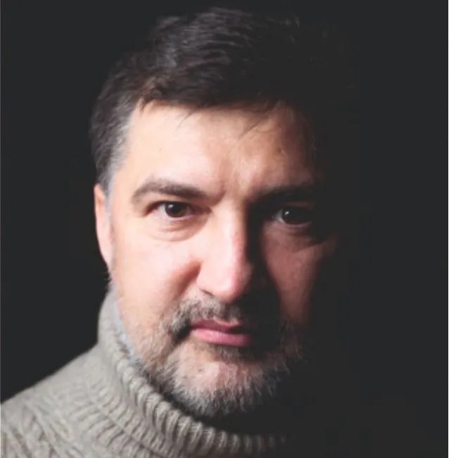 Рубль падает, а мы растем Рубль падает, а мы растем