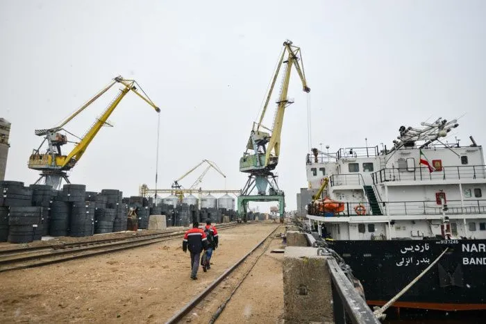 Грузооборот портов Астрахань и Оля стал рекордным за последние 5 лет Грузооборот портов Астрахань и Оля стал рекордным за последние 5 лет