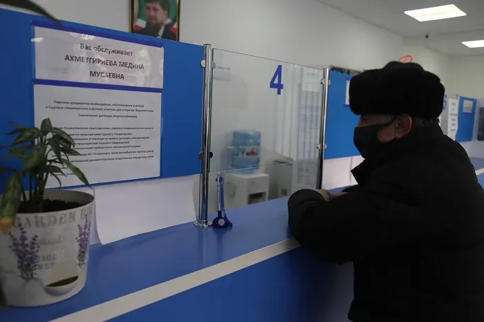 Почти 10 тысяч жителей Грозного обратились в Центр обслуживания потребителей «Россети Северный Кавказ» Почти 10 тысяч жителей Грозного обратились в Центр обслуживания потребителей «Россети Северный Кавказ»