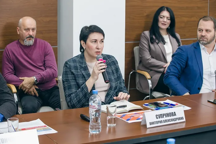 Виктория Супрунова.jpg Виктория Супрунова.jpg