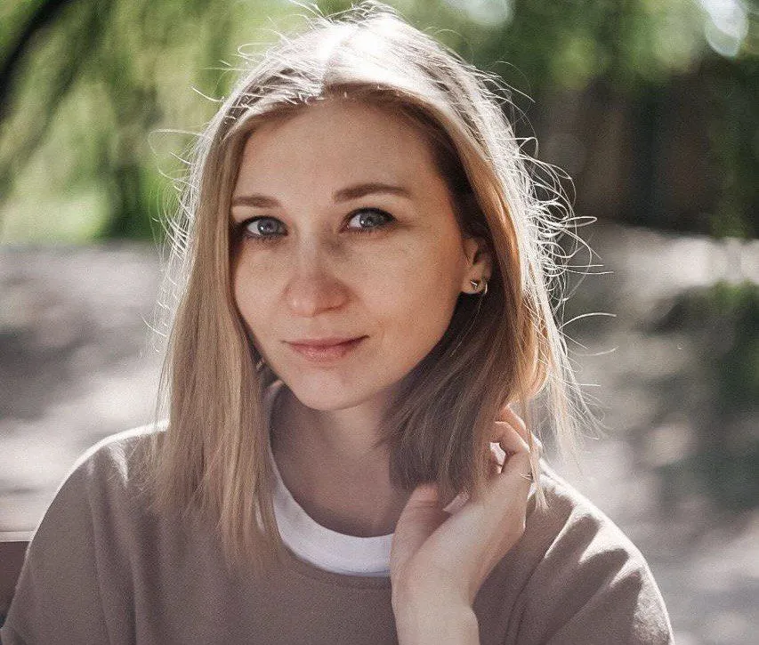 Дина из Лайки.jpg Дина из Лайки.jpg