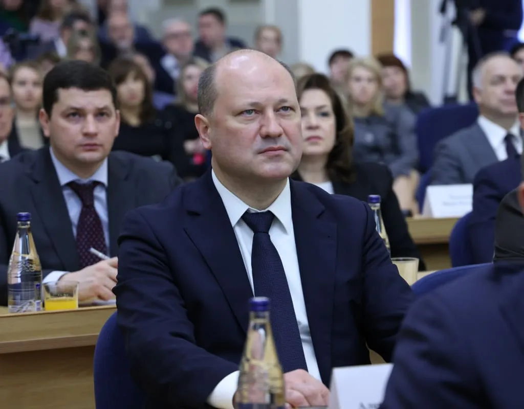 И.о. главы администрации назначен Александр Скрябин, за день до этого он покинул пост замгубернатора Дона // Фото: пресс-служба Администрации Ростова // И.о. главы администрации назначен Александр Скрябин, за день до этого он покинул пост замгубернатора Дона // Фото: пресс-служба Администрации Ростова //
