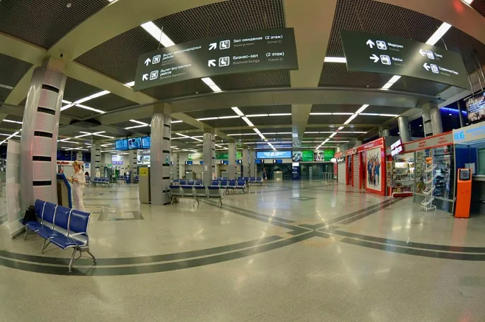 Аэропорт Минеральные Воды зал airports-online.ru.jpg Аэропорт Минеральные Воды зал airports-online.ru.jpg