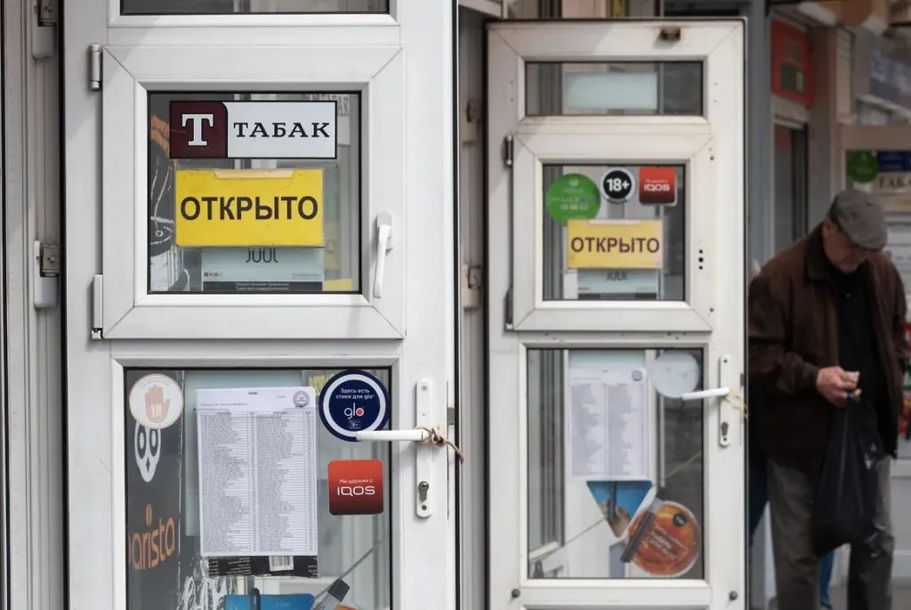 Если закон примут, бюджет страны может потерять около 7 млрд рублей акцизов в 2028 году // Фото:стопнелегальныйтабак.рф Если закон примут, бюджет страны может потерять около 7 млрд рублей акцизов в 2028 году // Фото:стопнелегальныйтабак.рф